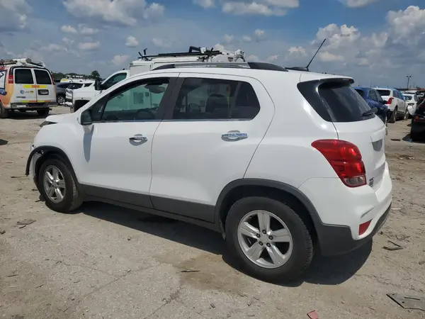 3GNCJLSB8HL228991 2017 CHEVROLET TRAX - Image 2