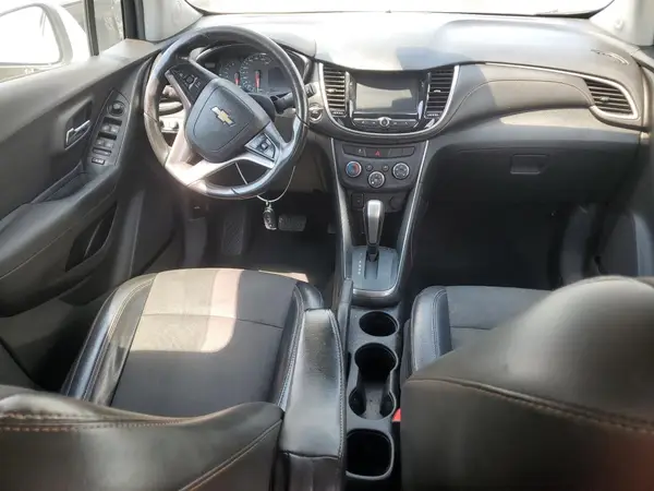 3GNCJLSB8HL228991 2017 CHEVROLET TRAX - Image 8