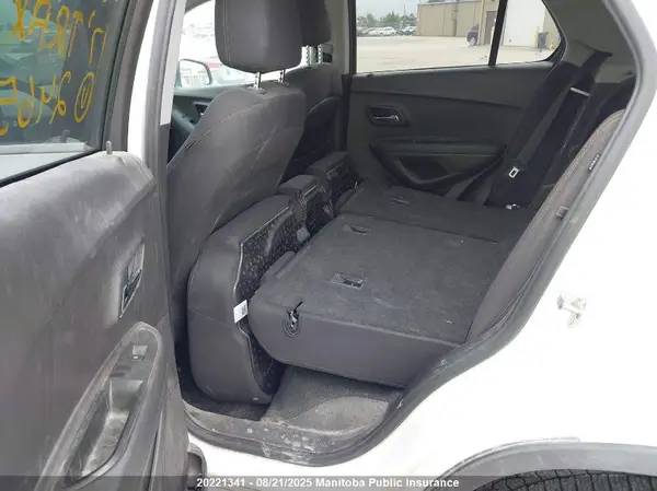 3GNCJLSB8HL246584 2017 CHEVROLET TRAX - Image 8