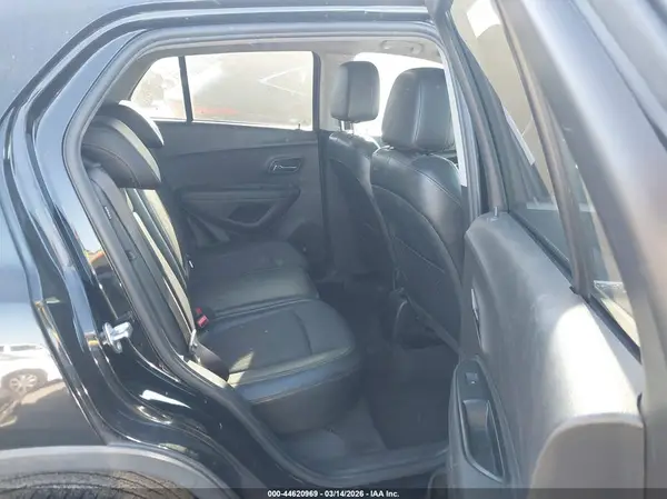 3GNCJLSB8HL266253 2017 CHEVROLET TRAX - Image 8