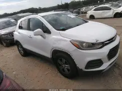 3GNCJLSB8HL275521 2017 CHEVROLET TRAX
