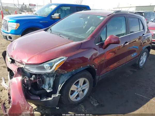 3GNCJLSB8HL276300 2017 CHEVROLET TRAX - Image 2