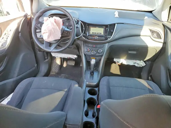 3GNCJLSB8HL278595 2017 CHEVROLET TRAX - Image 8