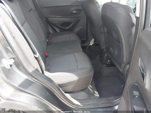 3GNCJLSB8HL289399 2017 CHEVROLET TRAX - Image 8