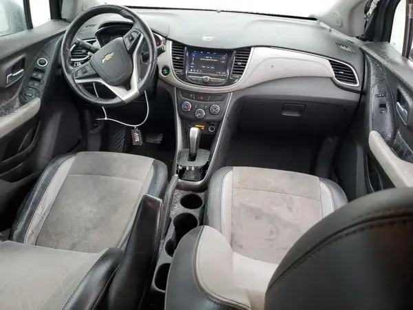 3GNCJLSB8JL157975 2018 CHEVROLET TRAX - Image 8