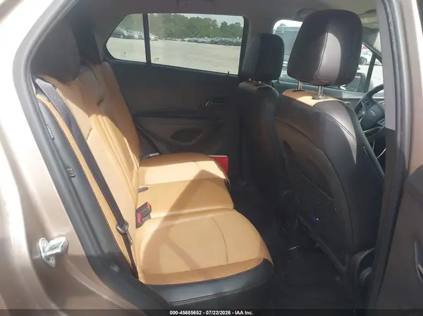 3GNCJLSB8JL169818 2018 CHEVROLET TRAX - Image 8