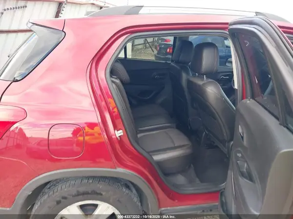 3GNCJLSB8JL206754 2018 CHEVROLET TRAX - Image 8