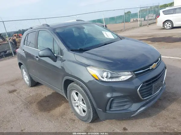 3GNCJLSB8JL245649 2018 CHEVROLET TRAX - Image 1