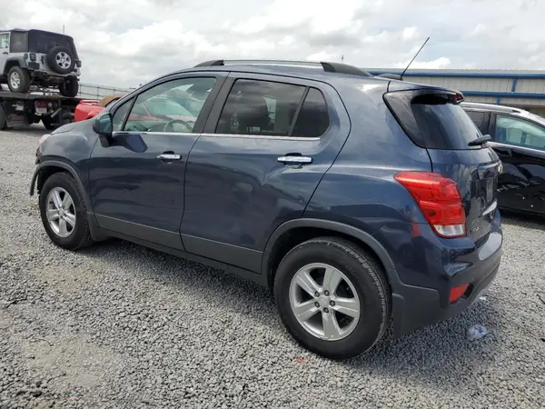 3GNCJLSB8JL272026 2018 CHEVROLET TRAX - Image 2