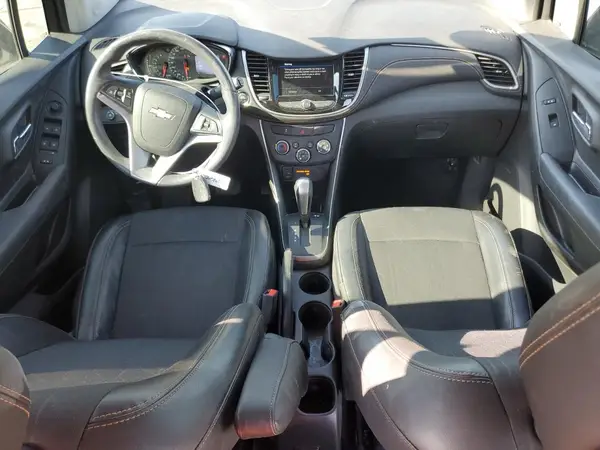 3GNCJLSB8JL294673 2018 CHEVROLET TRAX - Image 8