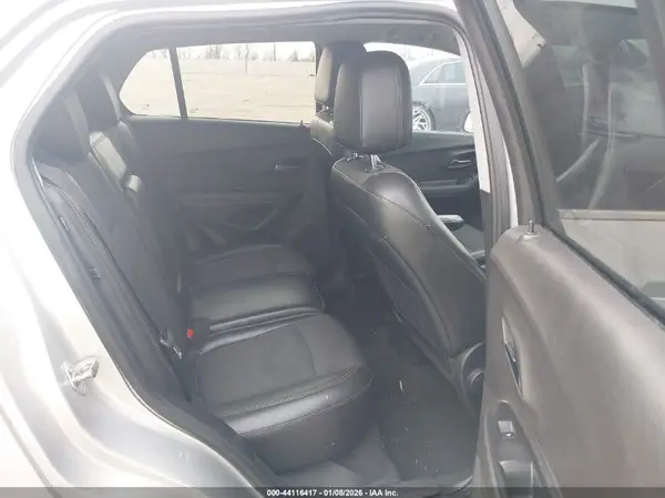 3GNCJLSB8JL309897 2018 CHEVROLET TRAX - Image 8