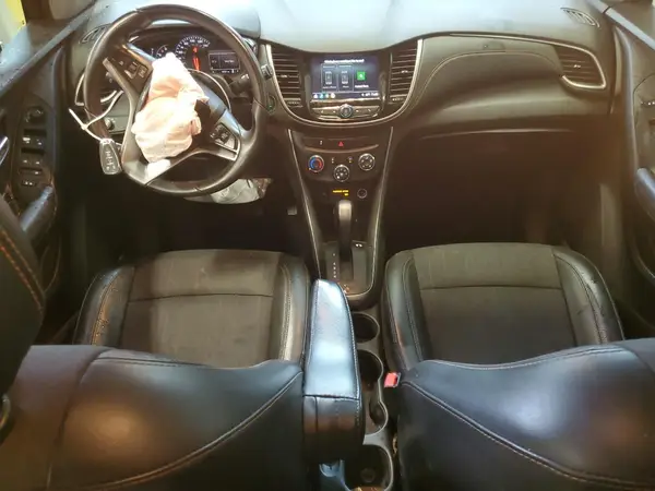 3GNCJLSB8JL325548 2018 CHEVROLET TRAX - Image 8