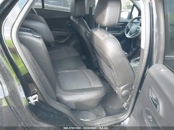 3GNCJLSB8JL334945 2018 CHEVROLET TRAX - Image 8