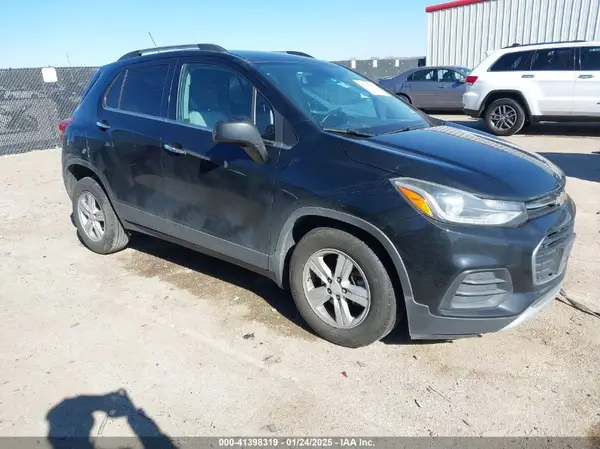 3GNCJLSB8JL358436 2018 CHEVROLET TRAX - Image 1