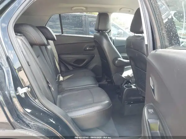 3GNCJLSB8JL364818 2018 CHEVROLET TRAX - Image 8