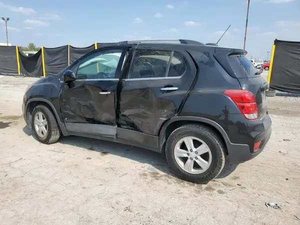 3GNCJLSB8JL392862 2018 CHEVROLET TRAX - Image 2