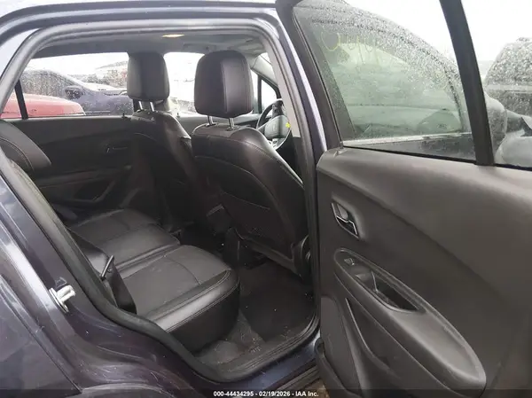 3GNCJLSB8KL121950 2019 CHEVROLET TRAX - Image 8