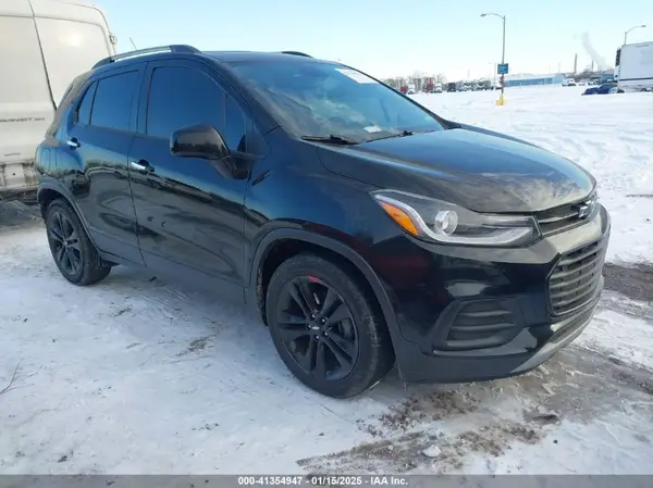 3GNCJLSB8KL136206 2019 CHEVROLET TRAX - Image 1