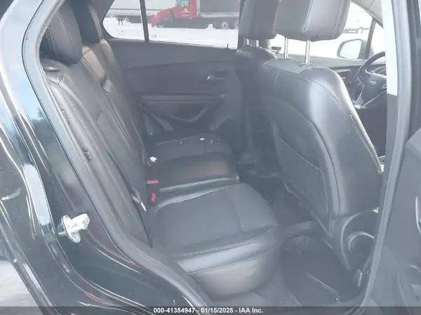 3GNCJLSB8KL136206 2019 CHEVROLET TRAX - Image 8