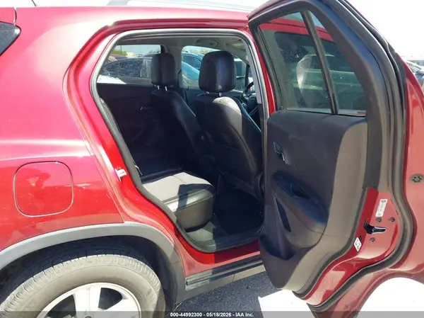 3GNCJLSB8KL154480 2019 CHEVROLET TRAX - Image 8