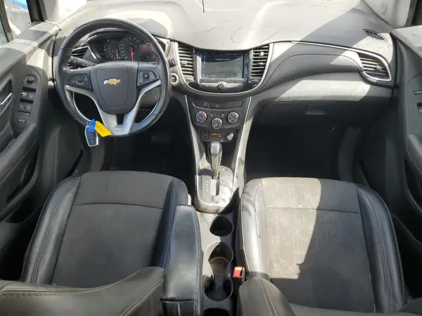 3GNCJLSB8KL155905 2019 CHEVROLET TRAX - Image 8