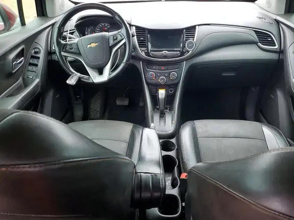 3GNCJLSB8KL158612 2019 CHEVROLET TRAX - Image 8