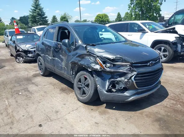 3GNCJLSB8KL162367 2019 CHEVROLET TRAX - Image 1