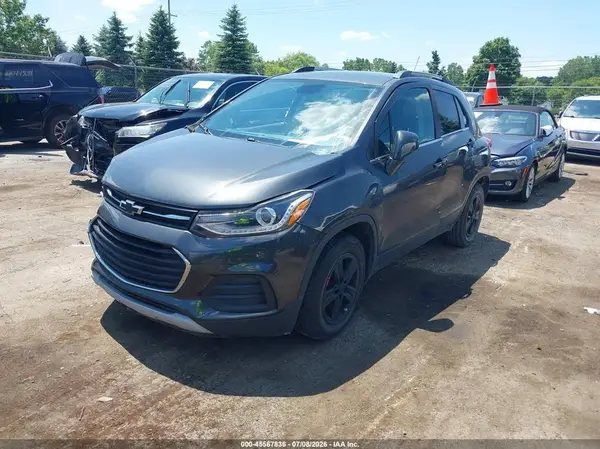3GNCJLSB8KL162367 2019 CHEVROLET TRAX - Image 2