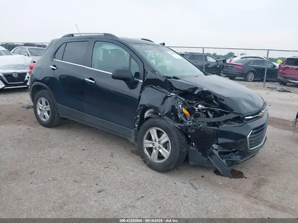 3GNCJLSB8KL213334 2019 CHEVROLET TRAX - Image 1