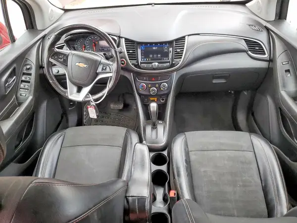 3GNCJLSB8KL263571 2019 CHEVROLET TRAX - Image 8