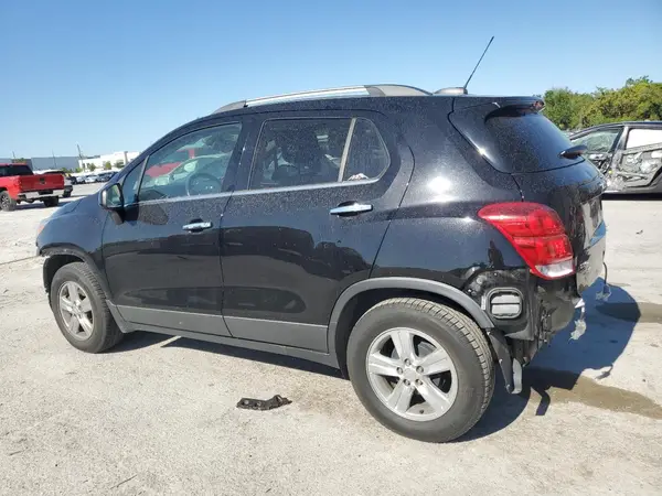 3GNCJLSB8KL282542 2019 CHEVROLET TRAX - Image 2