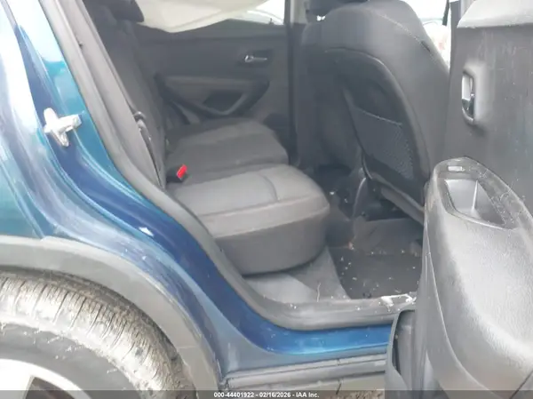 3GNCJLSB8KL287479 2019 CHEVROLET TRAX - Image 8