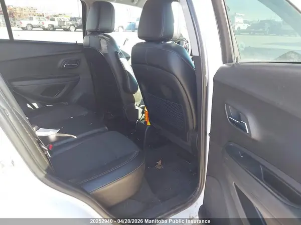 3GNCJLSB8KL302367 2019 CHEVROLET TRAX - Image 8