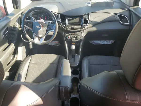3GNCJLSB8KL312042 2019 CHEVROLET TRAX - Image 8