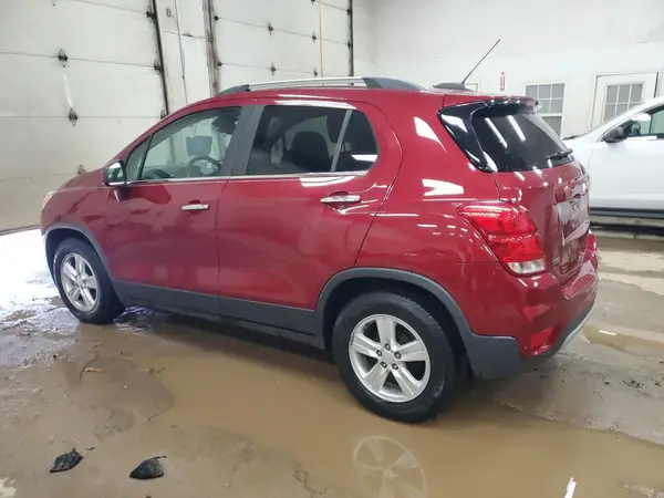 3GNCJLSB8KL335000 2019 CHEVROLET TRAX - Image 2