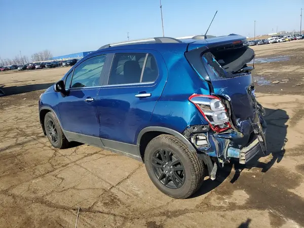 3GNCJLSB8KL338771 2019 CHEVROLET TRAX - Image 2