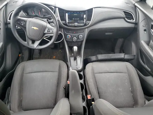 3GNCJLSB8KL340794 2019 CHEVROLET TRAX - Image 8