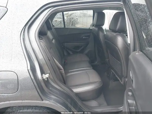 3GNCJLSB8KL343856 2019 CHEVROLET TRAX - Image 8