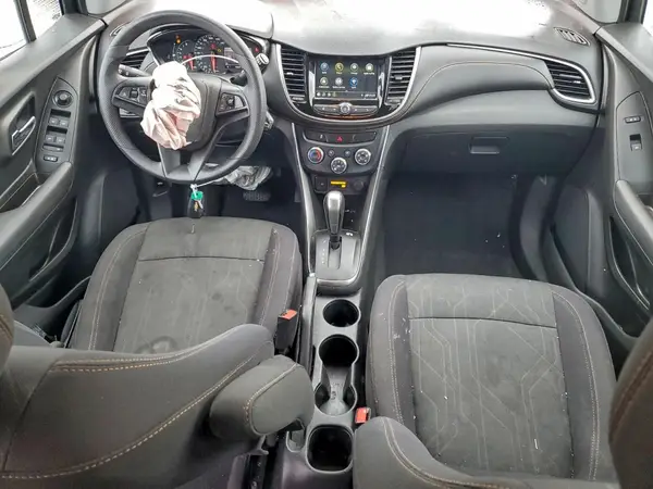 3GNCJLSB8KL351066 2019 CHEVROLET TRAX - Image 8