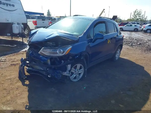 3GNCJLSB8KL367218 2019 CHEVROLET TRAX - Image 2