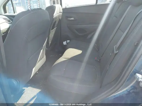 3GNCJLSB8KL367218 2019 CHEVROLET TRAX - Image 8