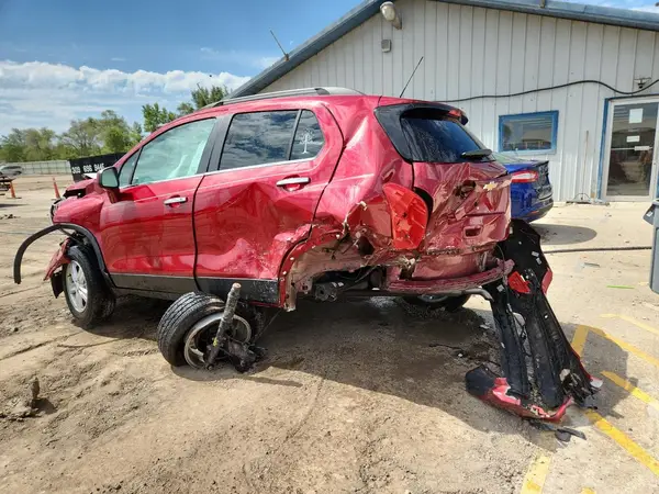 3GNCJLSB8KL380910 2019 CHEVROLET TRAX - Image 2