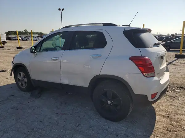 3GNCJLSB8LL113302 2020 CHEVROLET TRAX - Image 2
