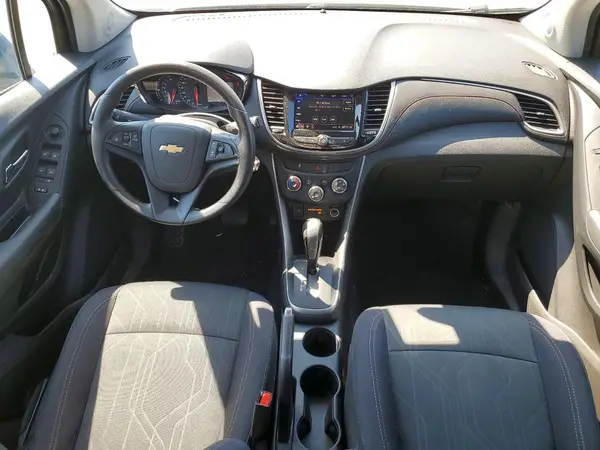 3GNCJLSB8LL129953 2020 CHEVROLET TRAX - Image 8