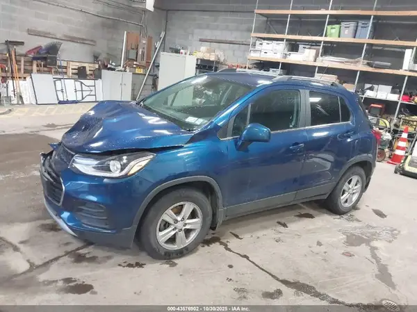 3GNCJLSB8LL131816 2020 CHEVROLET TRAX - Image 2