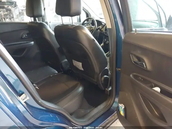 3GNCJLSB8LL136787 2020 CHEVROLET TRAX - Image 8