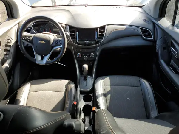 3GNCJLSB8LL149832 2020 CHEVROLET TRAX - Image 8