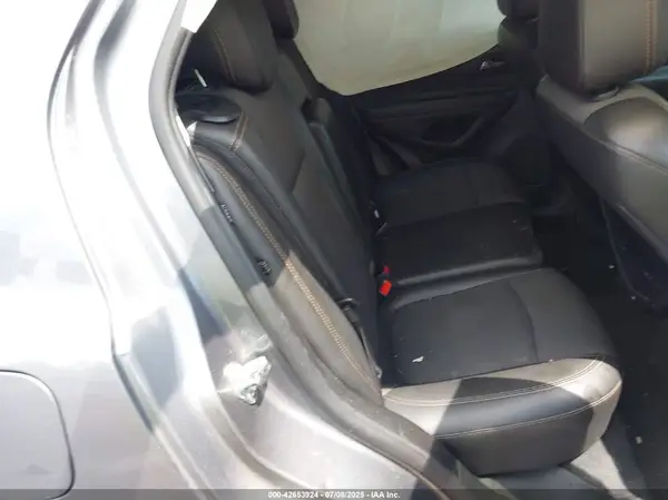3GNCJLSB8LL157736 2020 CHEVROLET TRAX - Image 8