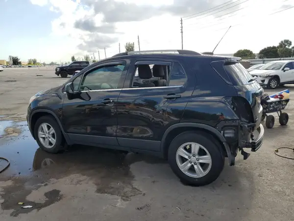 3GNCJLSB8LL170194 2020 CHEVROLET TRAX - Image 2