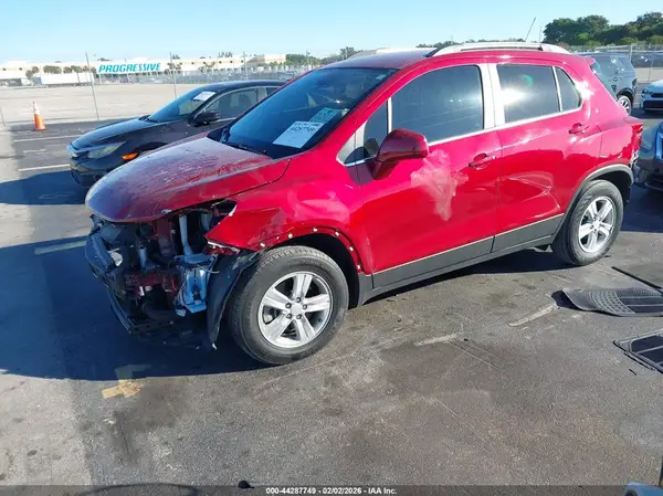 3GNCJLSB8LL170292 2020 CHEVROLET TRAX - Image 2